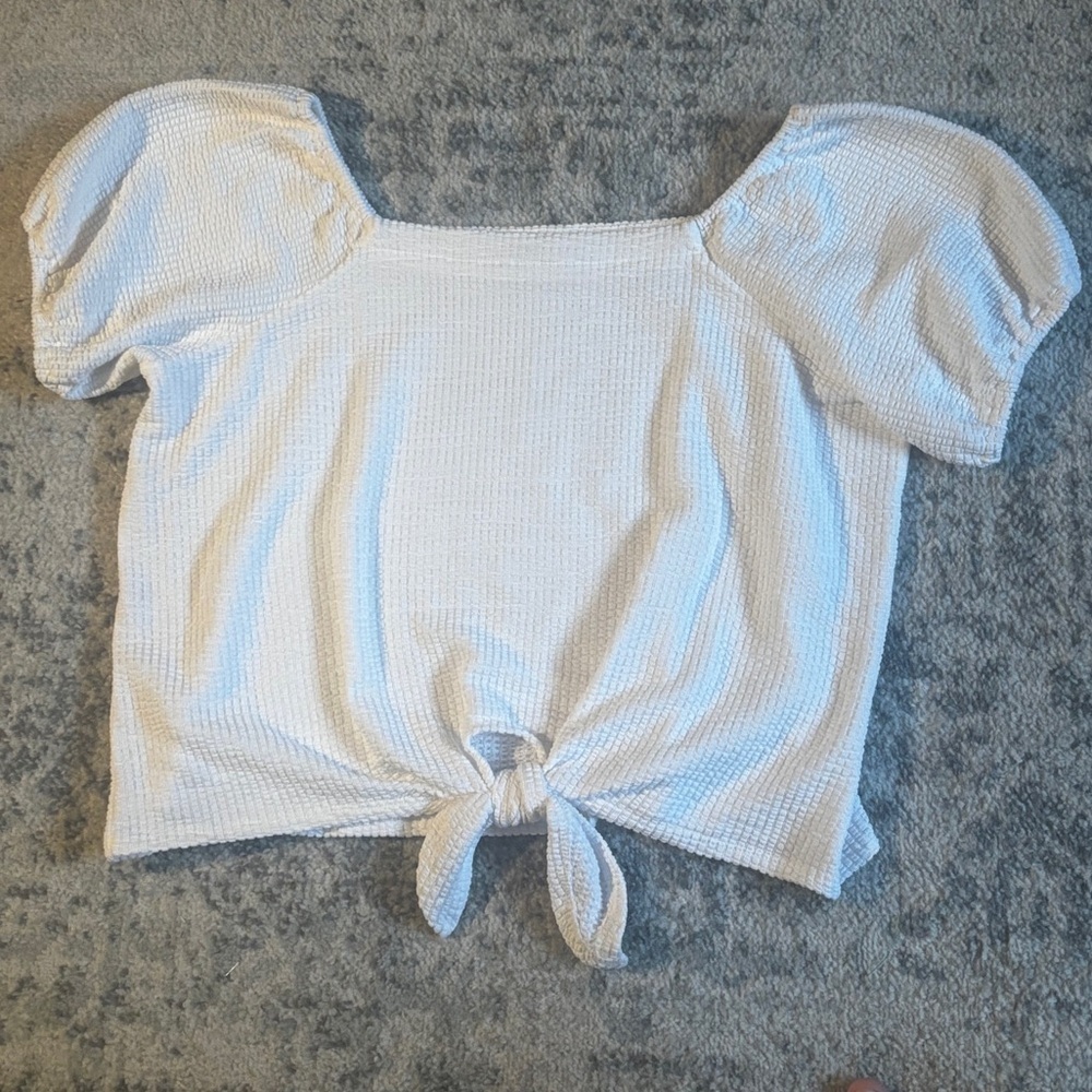 NWOT LOFT Textured Puff Sleeve Tie Front Top White Size: Large